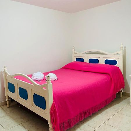 Vivienda Turistica El Zocalo Apartment Guatape Ngoại thất bức ảnh
