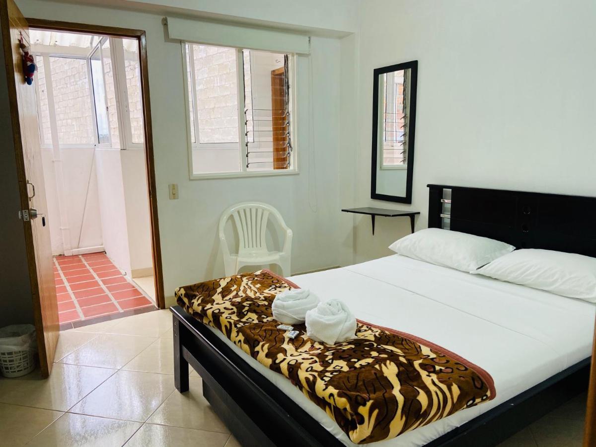 Vivienda Turistica El Zocalo Apartment Guatape Ngoại thất bức ảnh
