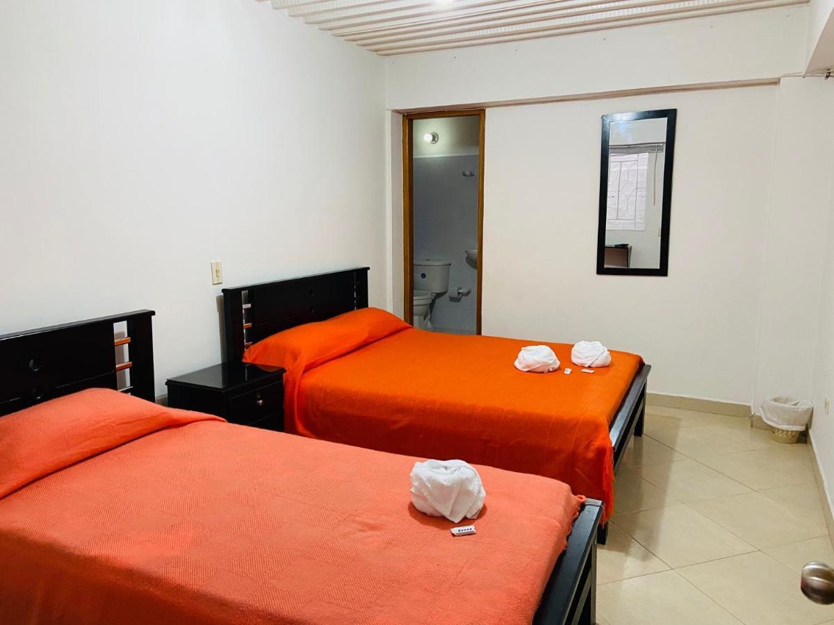 Vivienda Turistica El Zocalo Apartment Guatape Ngoại thất bức ảnh