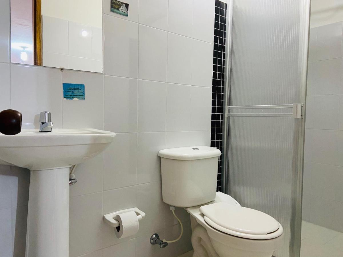 Vivienda Turistica El Zocalo Apartment Guatape Ngoại thất bức ảnh