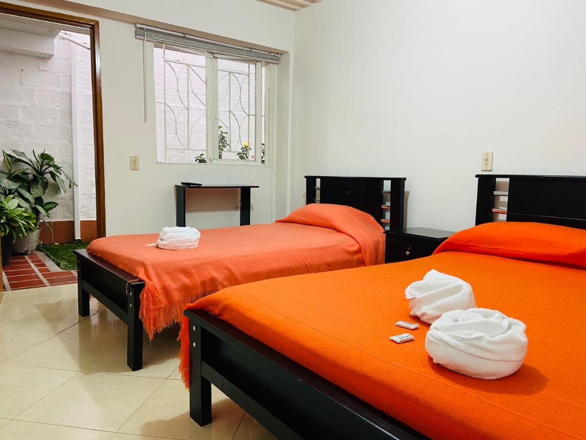 Vivienda Turistica El Zocalo Apartment Guatape Ngoại thất bức ảnh