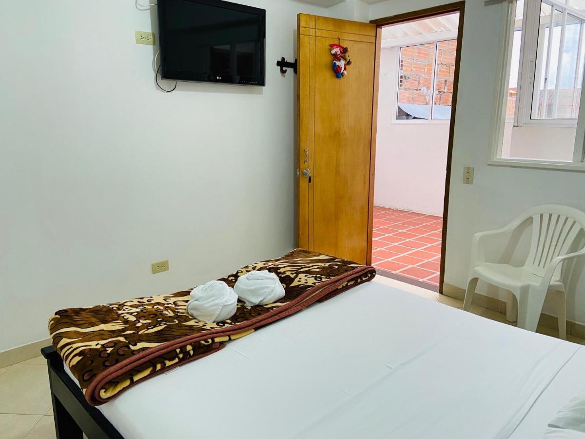 Vivienda Turistica El Zocalo Apartment Guatape Ngoại thất bức ảnh